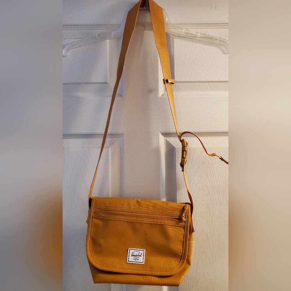 Herschel Supply Company Grade Messenger Bag
